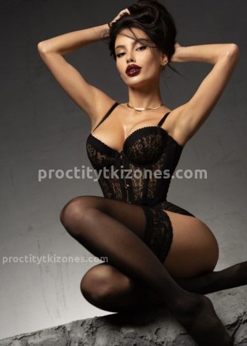 Кристина, Г. Рощино